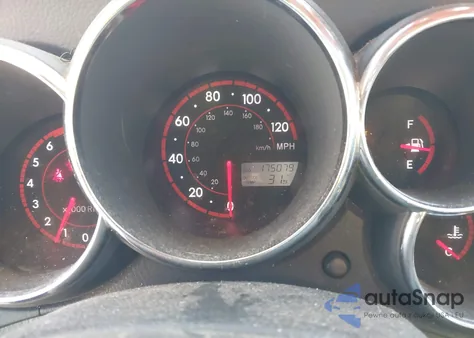 2005 Toyota Matrix из США, поврежденный, VIN 2T1KR32E75C410753